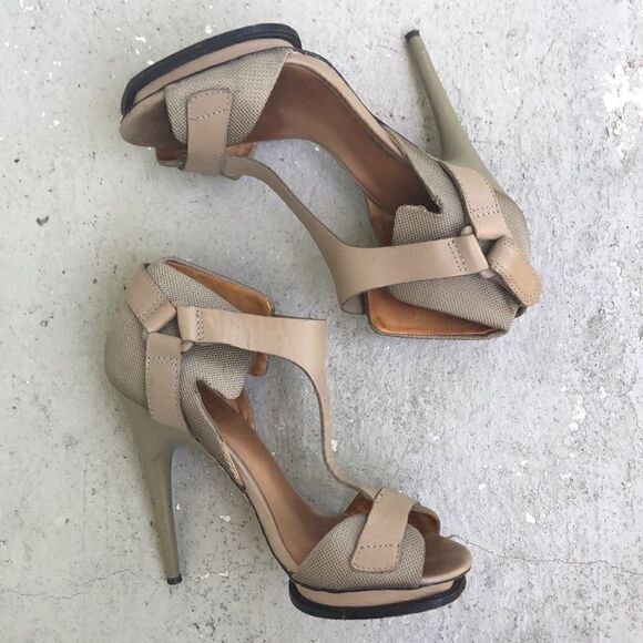 LAMB - Picture 2 of 8